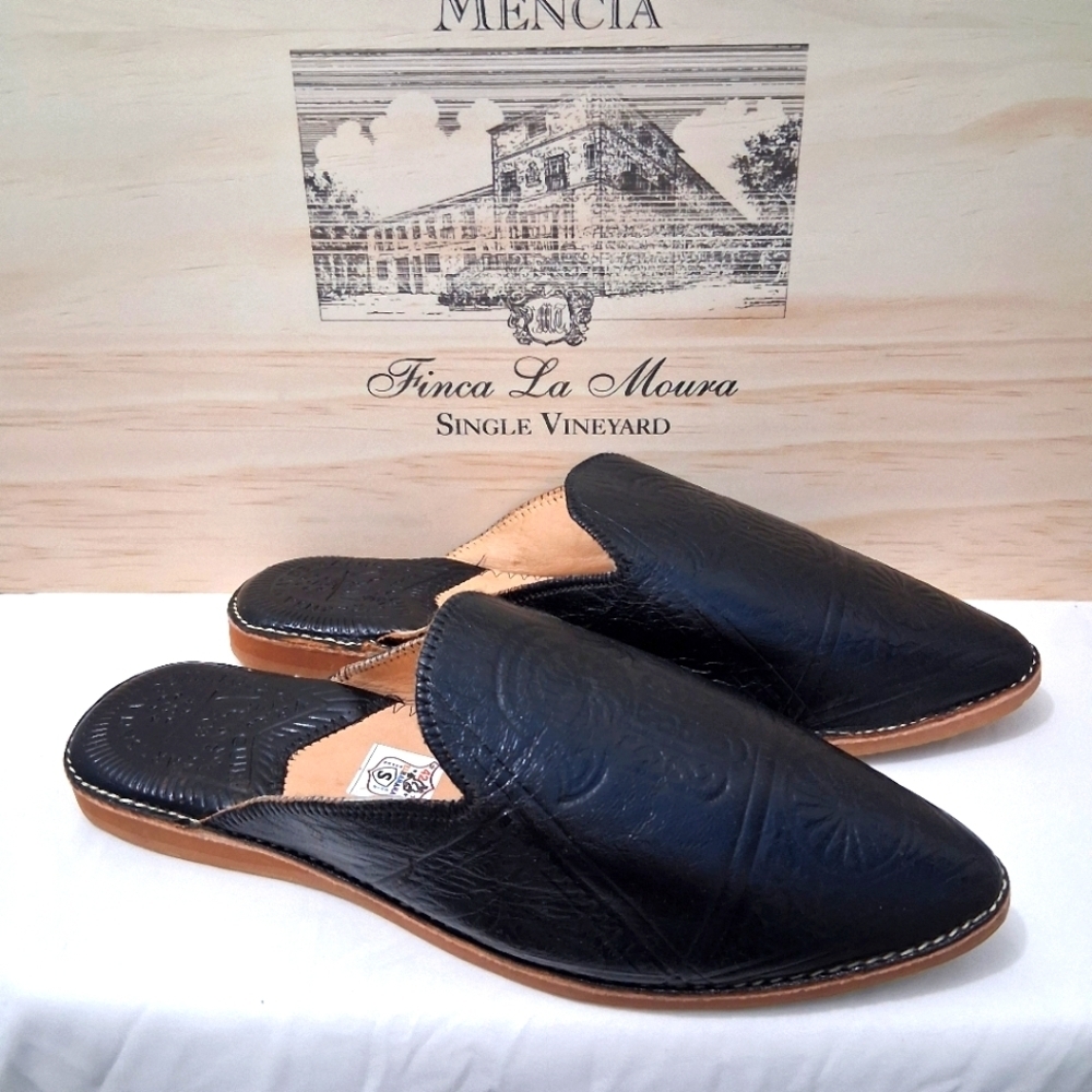 Hamsa Slippers Black Leather Embossed Slides Pointed Toe EU 42 US 11 - Picture 4 of 14